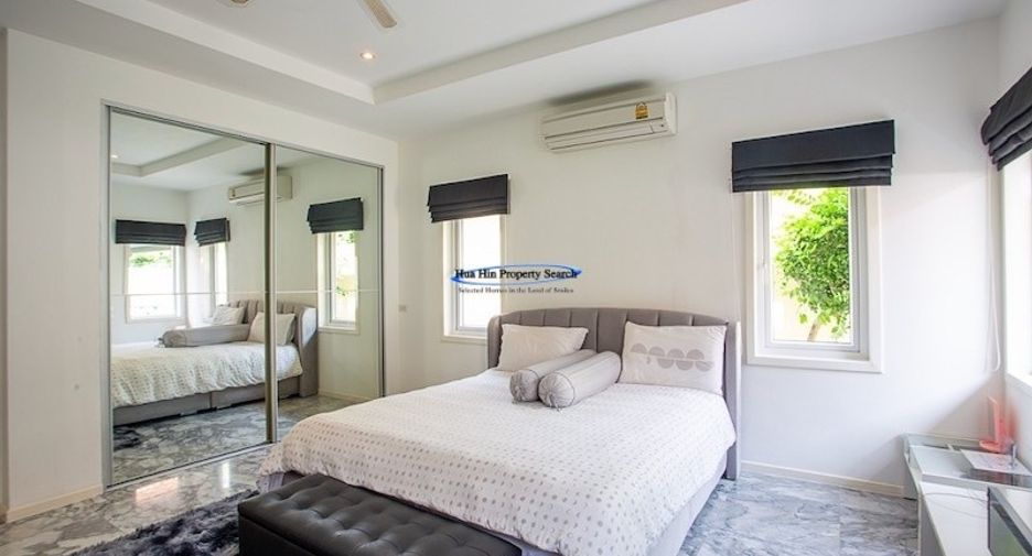 For sale 3 bedrooms house in Hua Hin, Prachuap Khiri Khan
