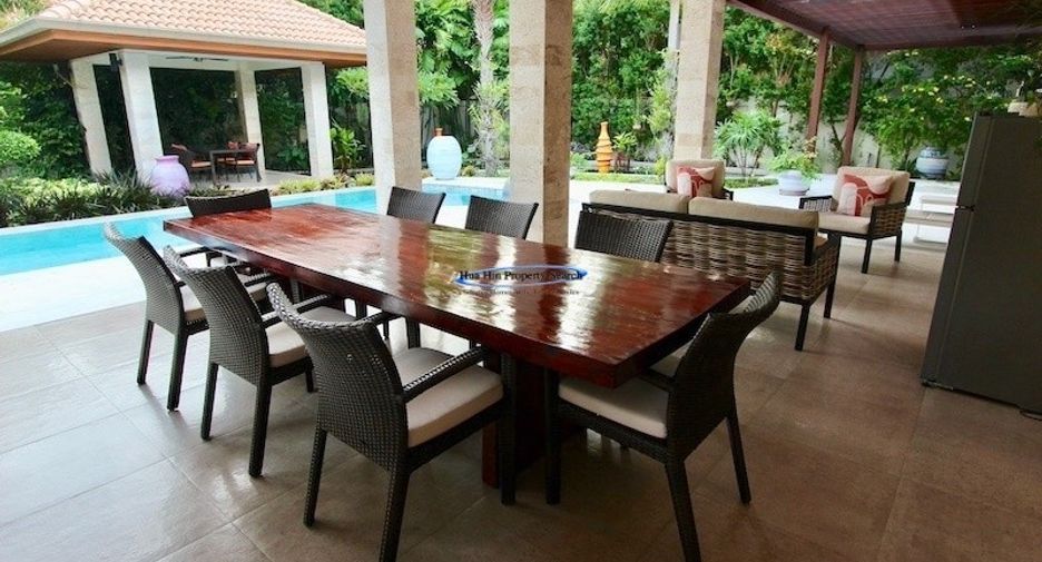 For sale 4 bedrooms house in Sam Roi Yot, Prachuap Khiri Khan
