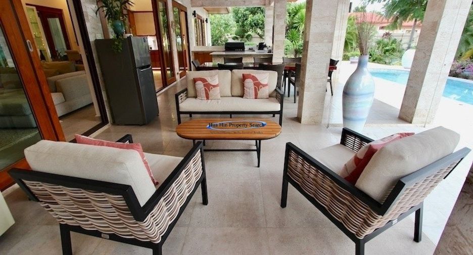 For sale 4 bedrooms house in Sam Roi Yot, Prachuap Khiri Khan