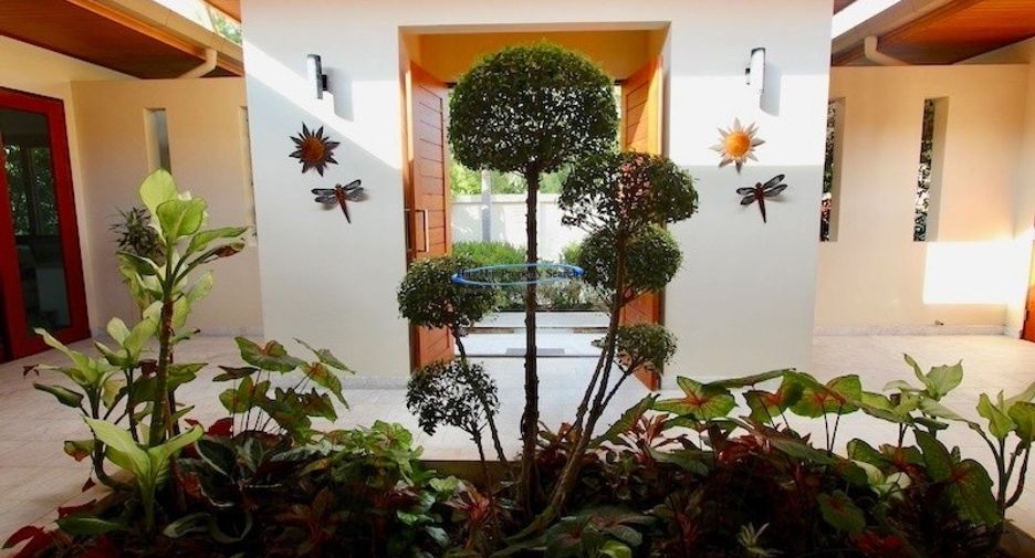 For sale 4 bedrooms house in Sam Roi Yot, Prachuap Khiri Khan