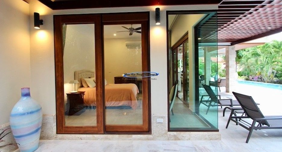 For sale 4 bedrooms house in Sam Roi Yot, Prachuap Khiri Khan