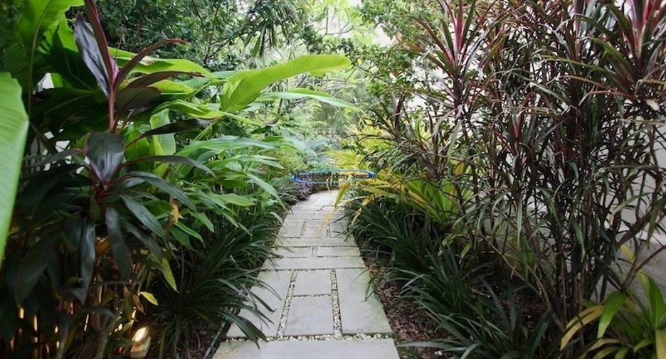 For sale 4 bedrooms house in Sam Roi Yot, Prachuap Khiri Khan