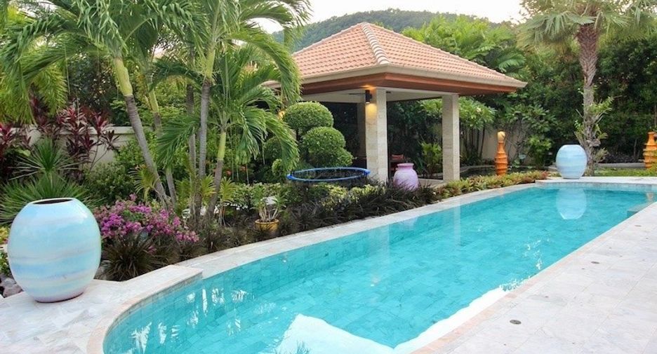 For sale 4 bedrooms house in Sam Roi Yot, Prachuap Khiri Khan