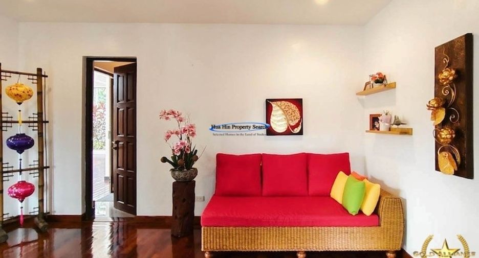 For sale 6 bedrooms house in Hua Hin, Prachuap Khiri Khan