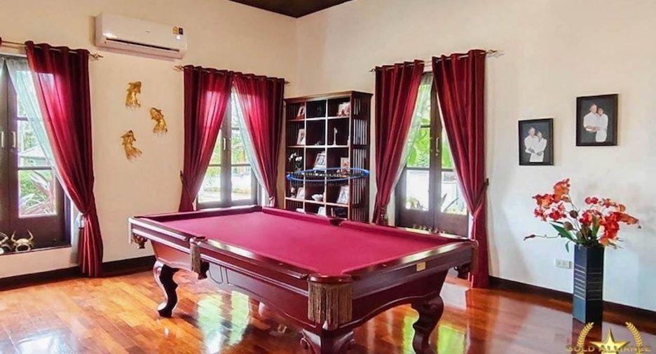 For sale 6 bedrooms house in Hua Hin, Prachuap Khiri Khan