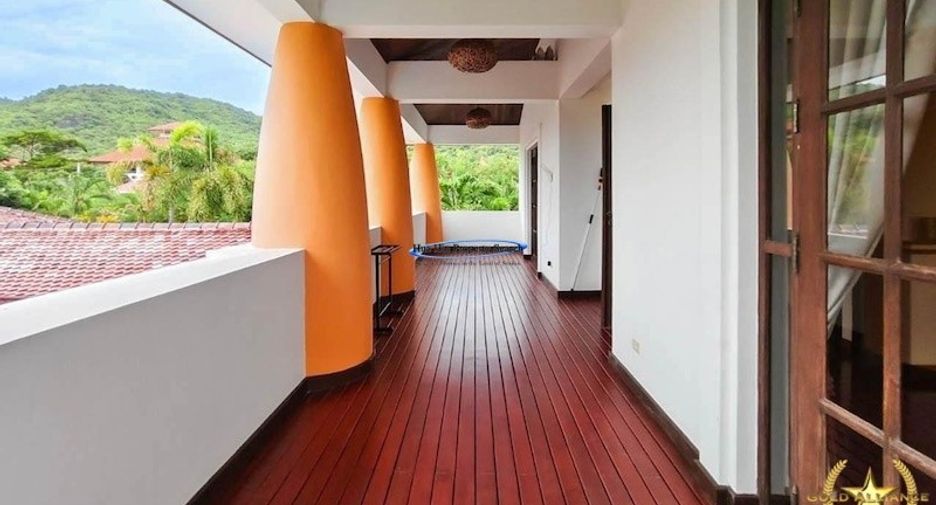 For sale 6 bedrooms house in Hua Hin, Prachuap Khiri Khan
