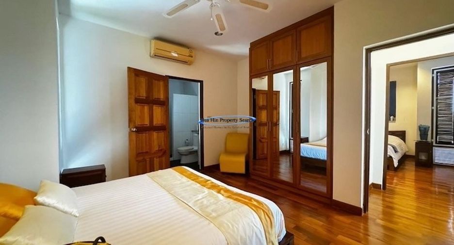 For rent 4 bedrooms house in Hua Hin, Prachuap Khiri Khan