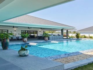 For sale 4 bedrooms house in Sam Roi Yot, Prachuap Khiri Khan