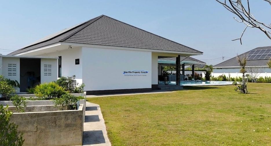 Haus zum Kauf mit 4 Zimmer in Sam Roi Yot, Prachuap Khiri Khan