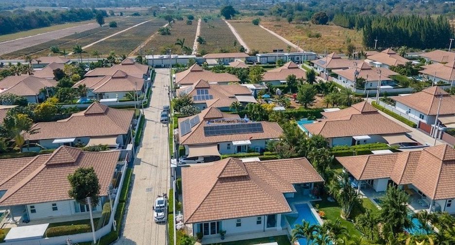 For sale 3 bedrooms house in Hua Hin, Prachuap Khiri Khan