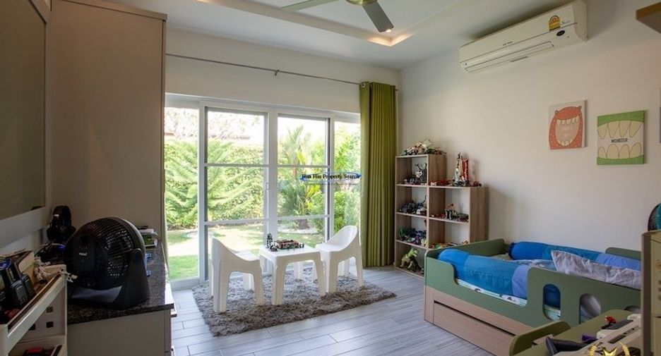 For sale 3 bedrooms house in Hua Hin, Prachuap Khiri Khan