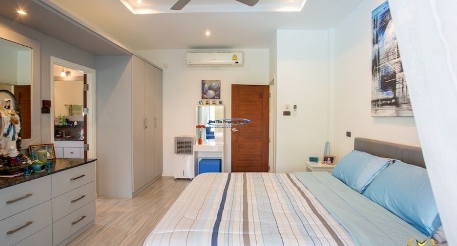 For sale 3 bedrooms house in Hua Hin, Prachuap Khiri Khan