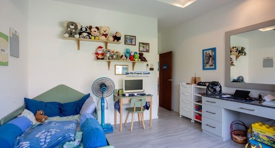 For sale 3 bedrooms house in Hua Hin, Prachuap Khiri Khan