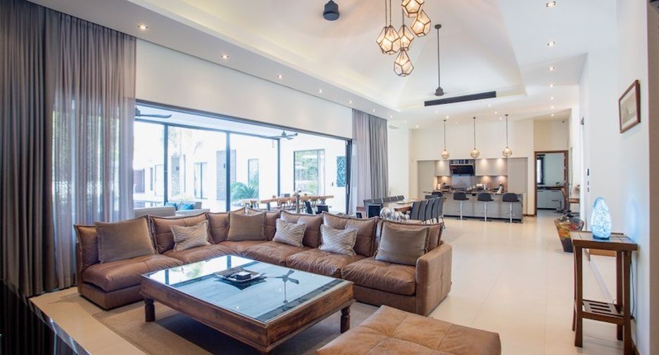 For sale 6 bedrooms house in Hua Hin, Prachuap Khiri Khan