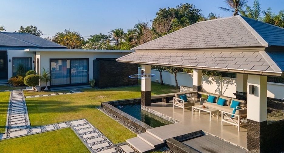 For sale 6 bedrooms house in Hua Hin, Prachuap Khiri Khan