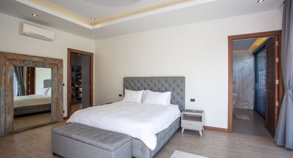 For sale 6 bedrooms house in Hua Hin, Prachuap Khiri Khan