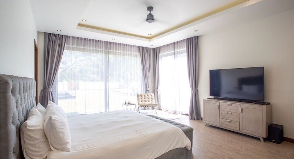 For sale 6 bedrooms house in Hua Hin, Prachuap Khiri Khan