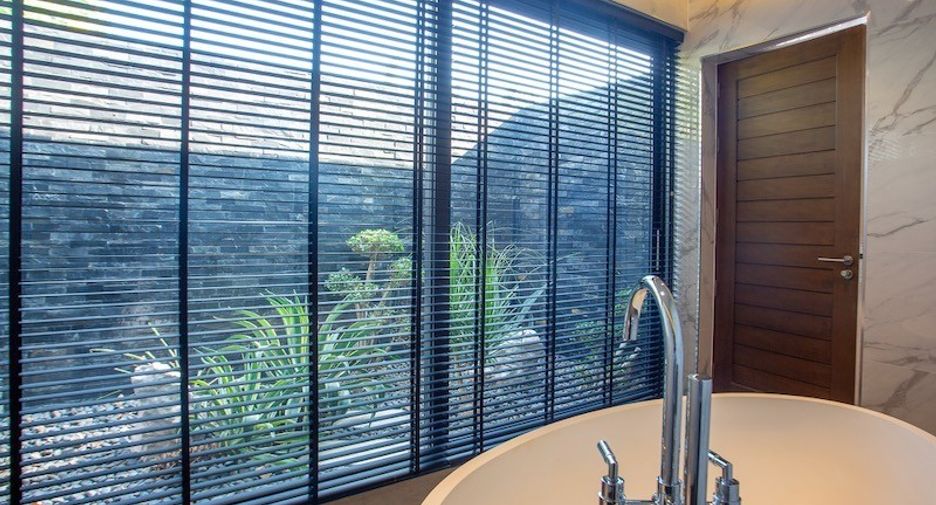 For sale 6 bedrooms house in Hua Hin, Prachuap Khiri Khan