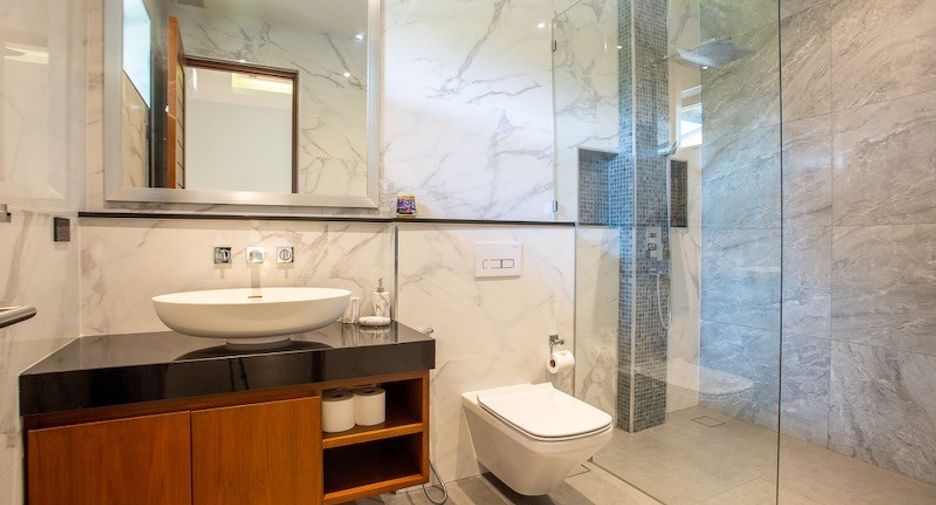For sale 6 bedrooms house in Hua Hin, Prachuap Khiri Khan
