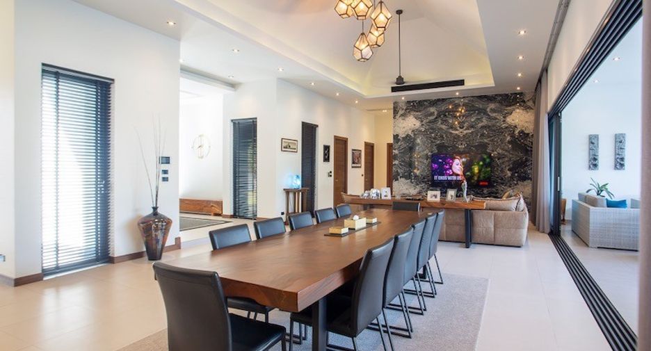 For sale 6 bedrooms house in Hua Hin, Prachuap Khiri Khan
