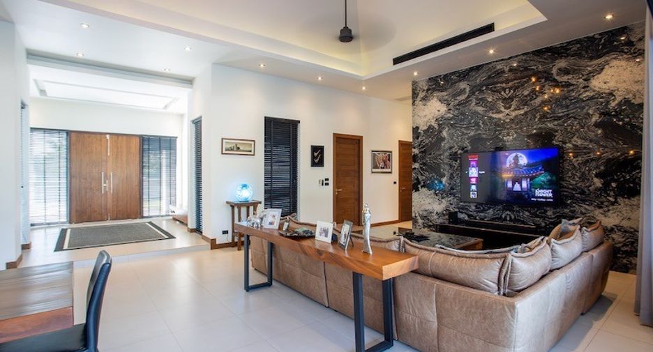 For sale 6 bedrooms house in Hua Hin, Prachuap Khiri Khan