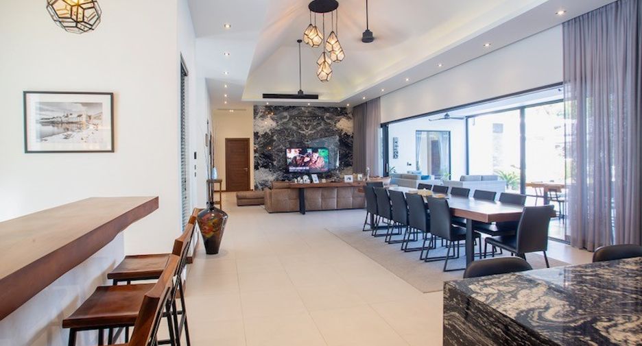 For sale 6 bedrooms house in Hua Hin, Prachuap Khiri Khan