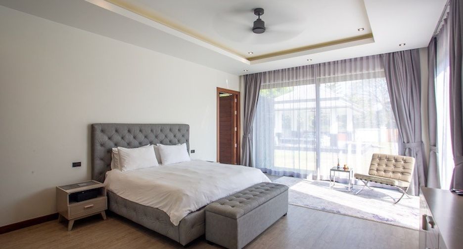 For sale 6 bedrooms house in Hua Hin, Prachuap Khiri Khan