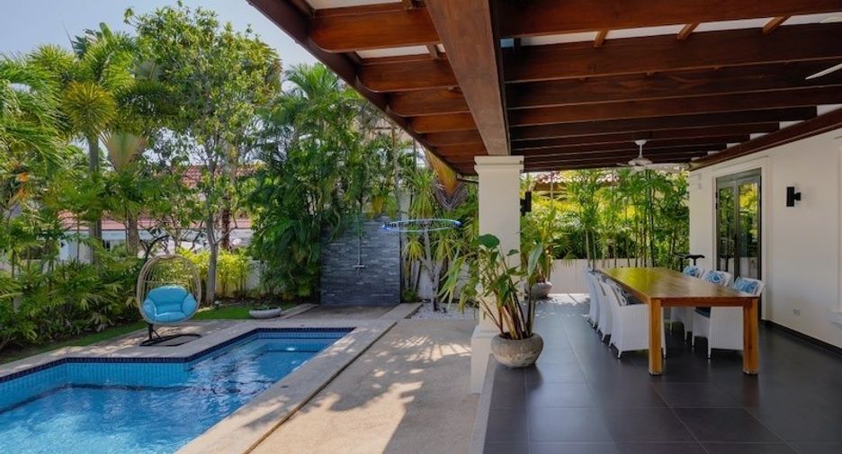 For sale 3 bedrooms house in Hua Hin, Prachuap Khiri Khan