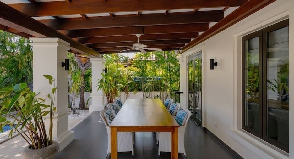 For sale 3 bedrooms house in Hua Hin, Prachuap Khiri Khan