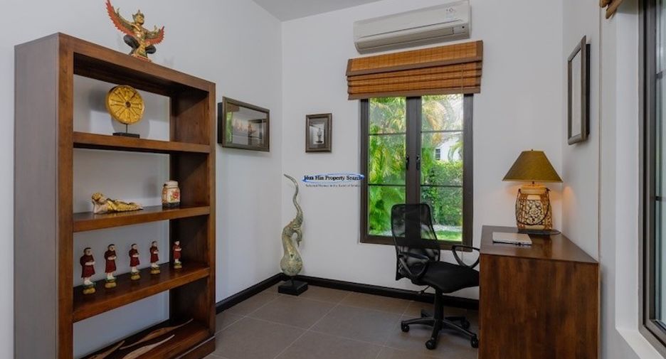 For sale 3 bedrooms house in Hua Hin, Prachuap Khiri Khan