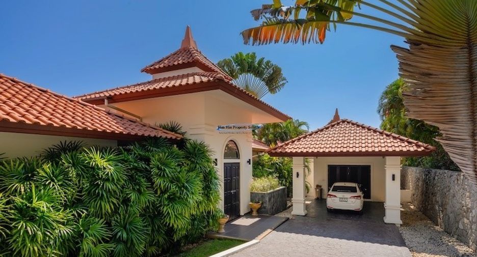 For sale 3 bedrooms house in Hua Hin, Prachuap Khiri Khan