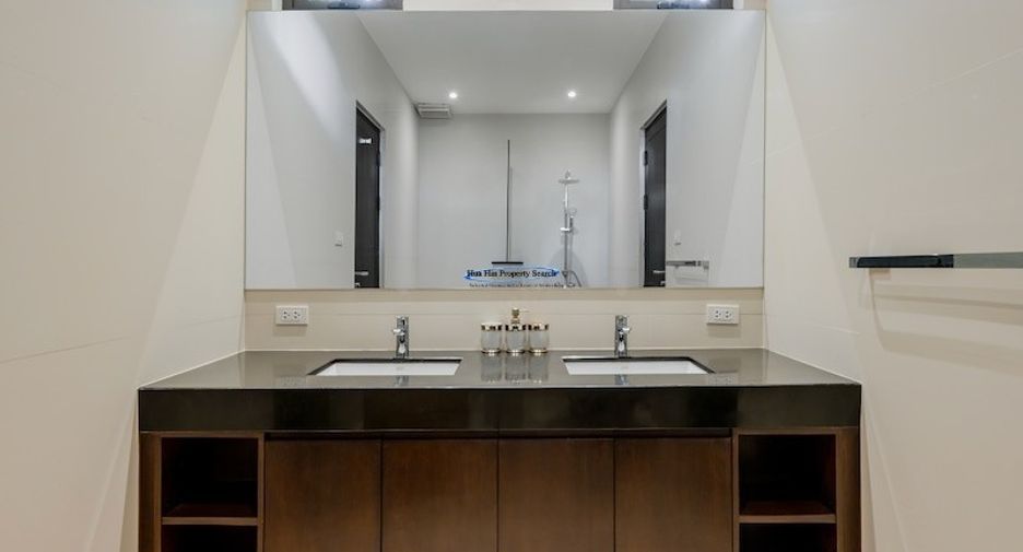 For sale 3 bedrooms house in Hua Hin, Prachuap Khiri Khan