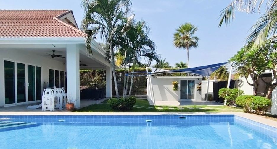 For sale 3 bedrooms house in Hua Hin, Prachuap Khiri Khan