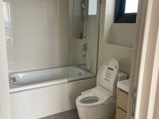 For rent 2 bed condo in Khlong Toei, Bangkok
