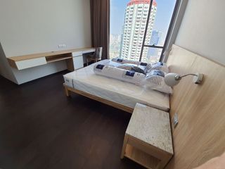For rent 2 bed condo in Khlong Toei, Bangkok
