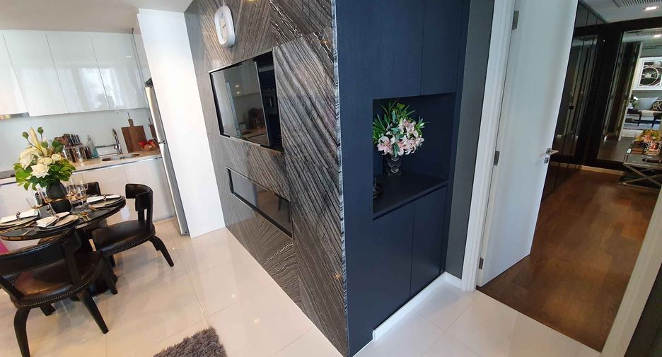 For rent 2 bed condo in Sathon, Bangkok