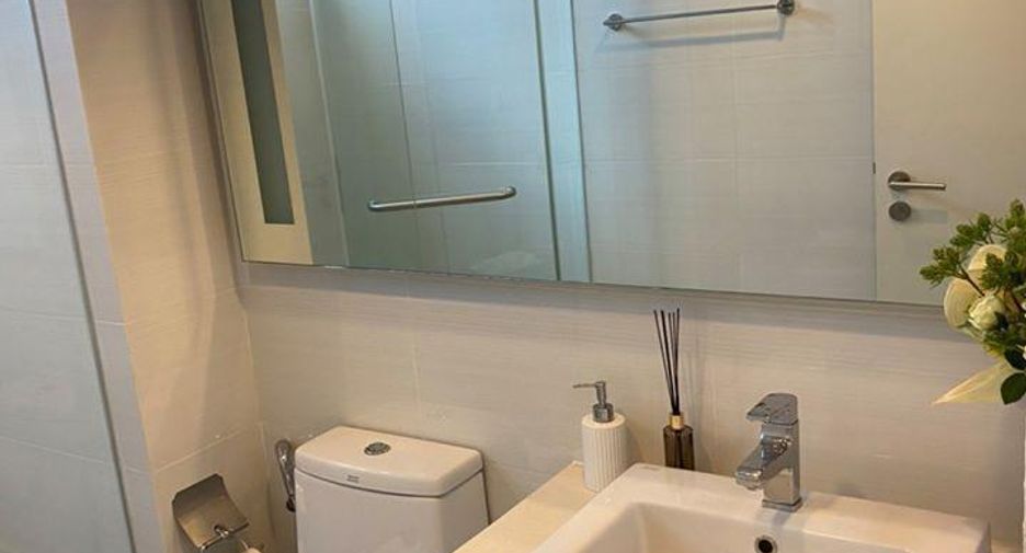 For rent 2 bed condo in Sathon, Bangkok