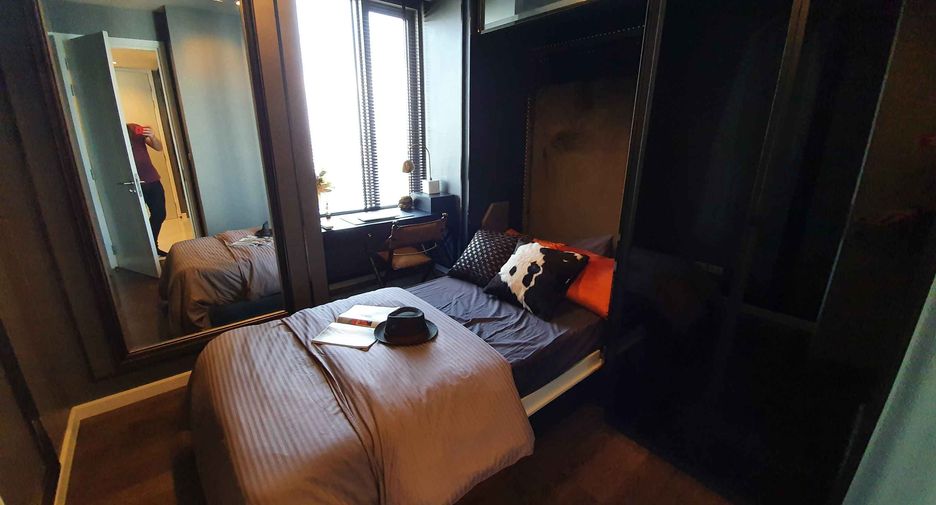 For rent 2 bed condo in Sathon, Bangkok