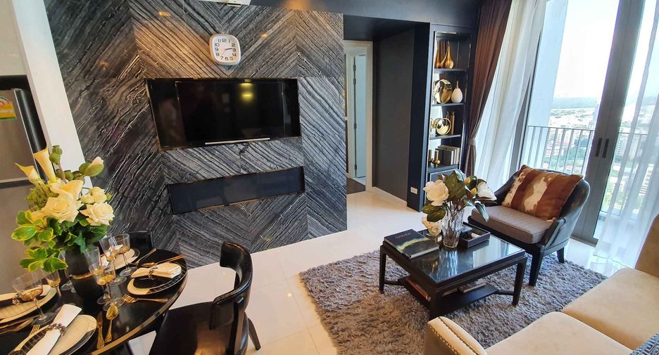 For rent 2 bed condo in Sathon, Bangkok