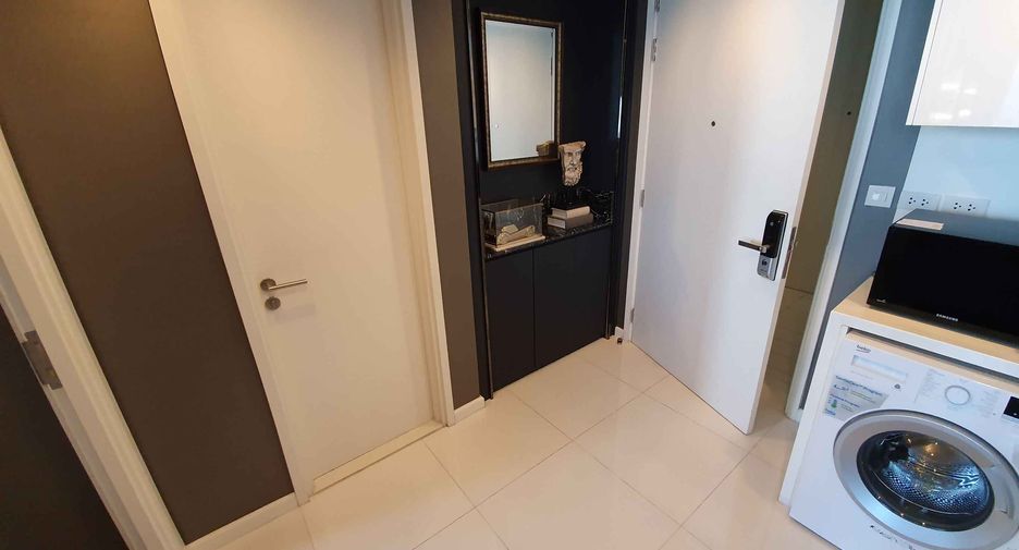 For rent 2 bed condo in Sathon, Bangkok
