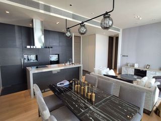 For rent 2 bed condo in Pathum Wan, Bangkok