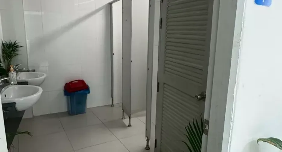 For rent retail Space in Samphanthawong, Bangkok
