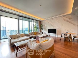 For rent そして for sale 4 Beds condo in Khlong Toei, Bangkok
