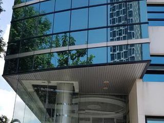 For rent 1 bed office in Phra Khanong, Bangkok