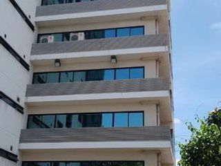 For rent 1 bed office in Phra Khanong, Bangkok
