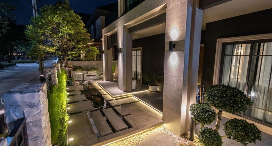 For sale 4 bed house in Pak Kret, Nonthaburi