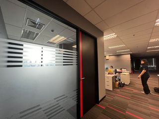 For rent 1 bed office in Huai Khwang, Bangkok