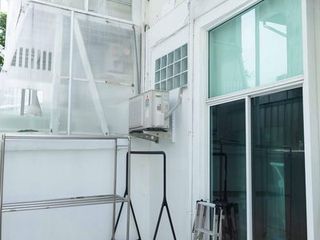 For sale 3 bed townhouse in Khlong Toei, Bangkok