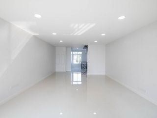 For sale 1 bed office in Huai Khwang, Bangkok