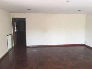 For sale 5 bed office in Khlong Toei, Bangkok